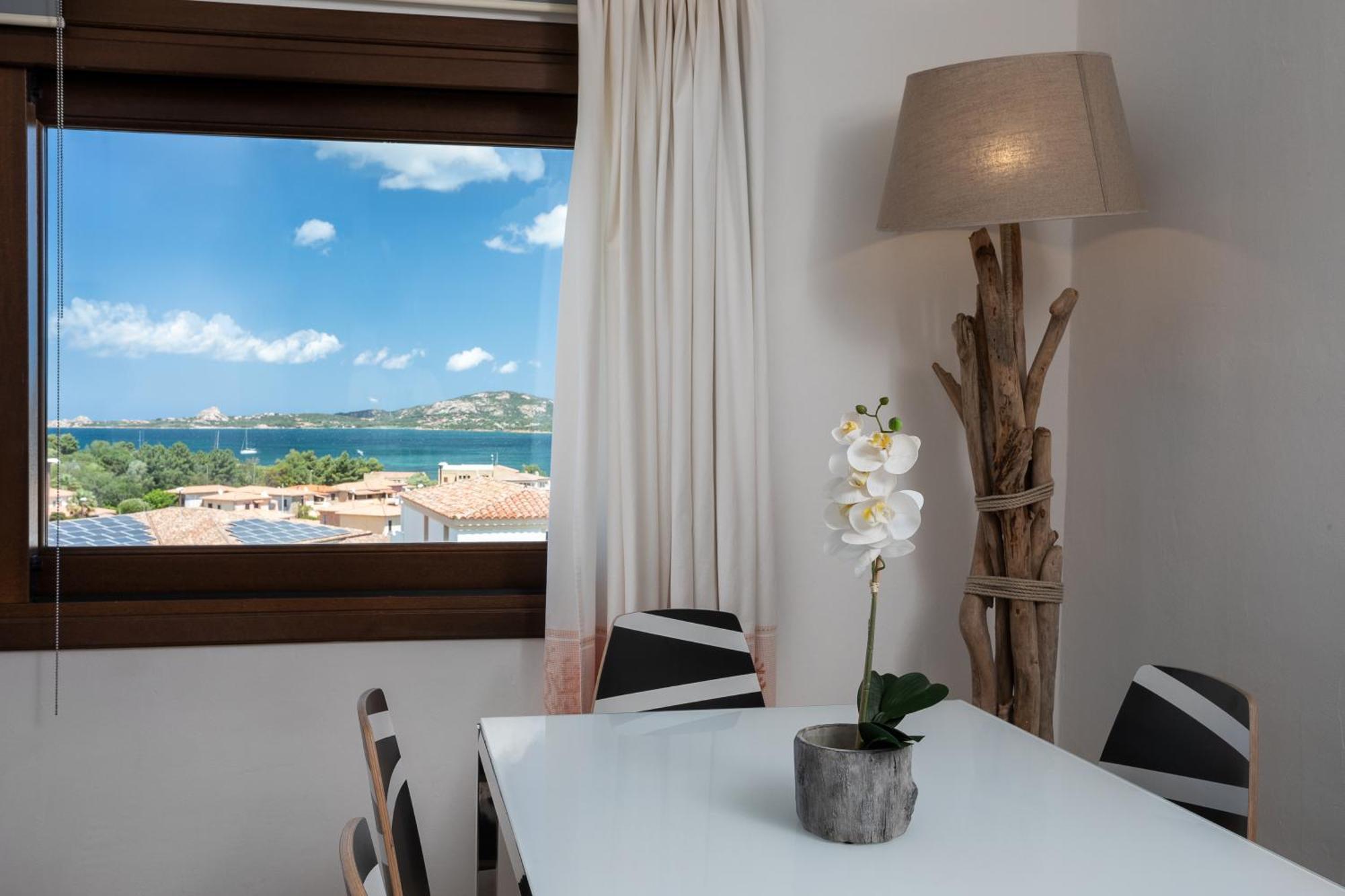 Le Maree Apartments Cannigione Ngoại thất bức ảnh