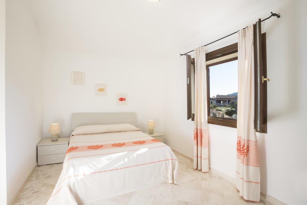 Le Maree Apartments Cannigione Ngoại thất bức ảnh